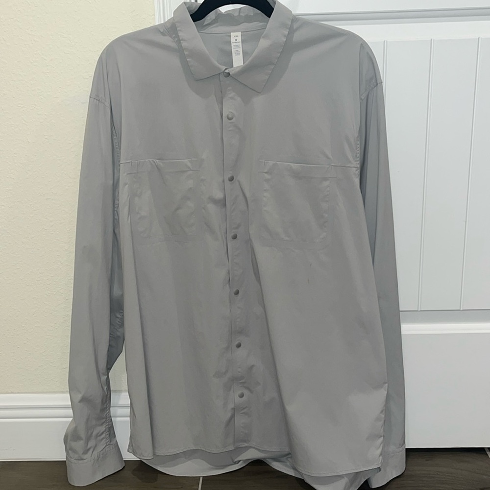 Men’s Lululemon Long Sleeve Top Shirt Grey Gray XXL Snap Up Button